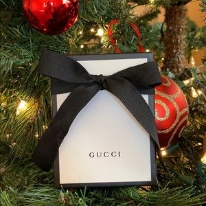 Meet your Posher, Daniela